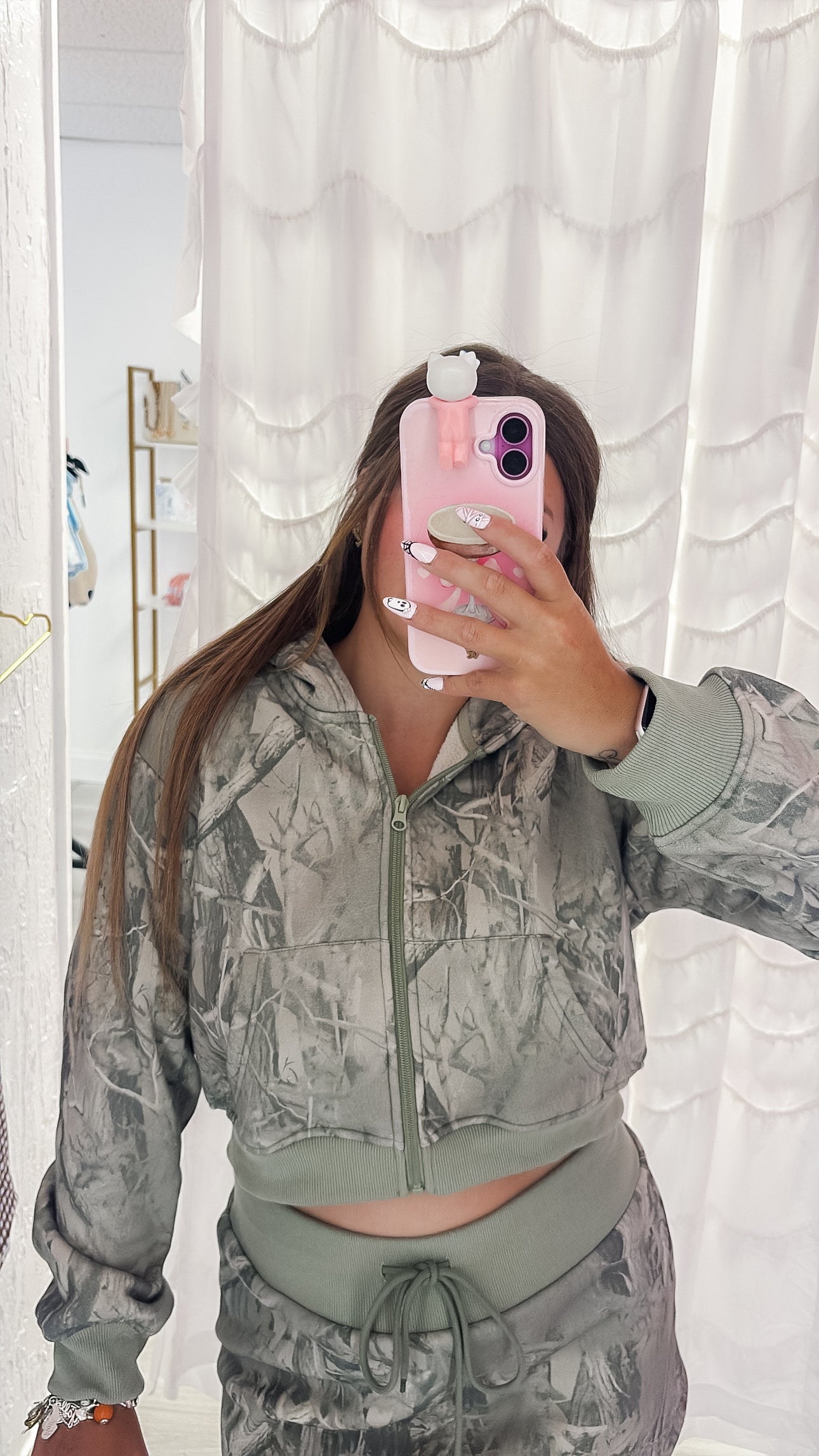 Camo Cropped Hoodie