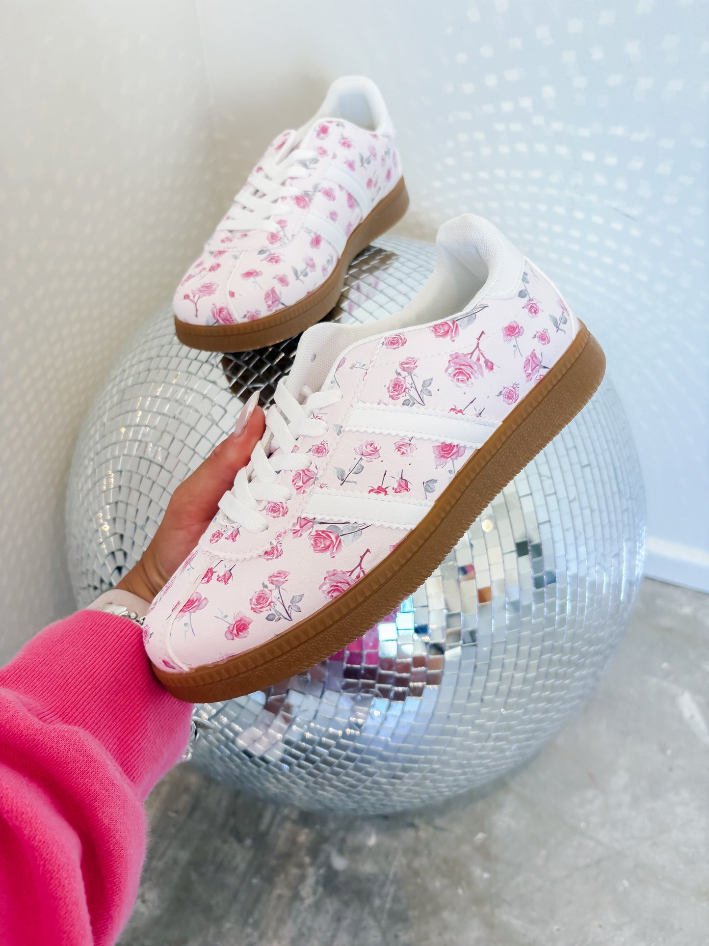 Shabby Chic Sneakers - Pink
