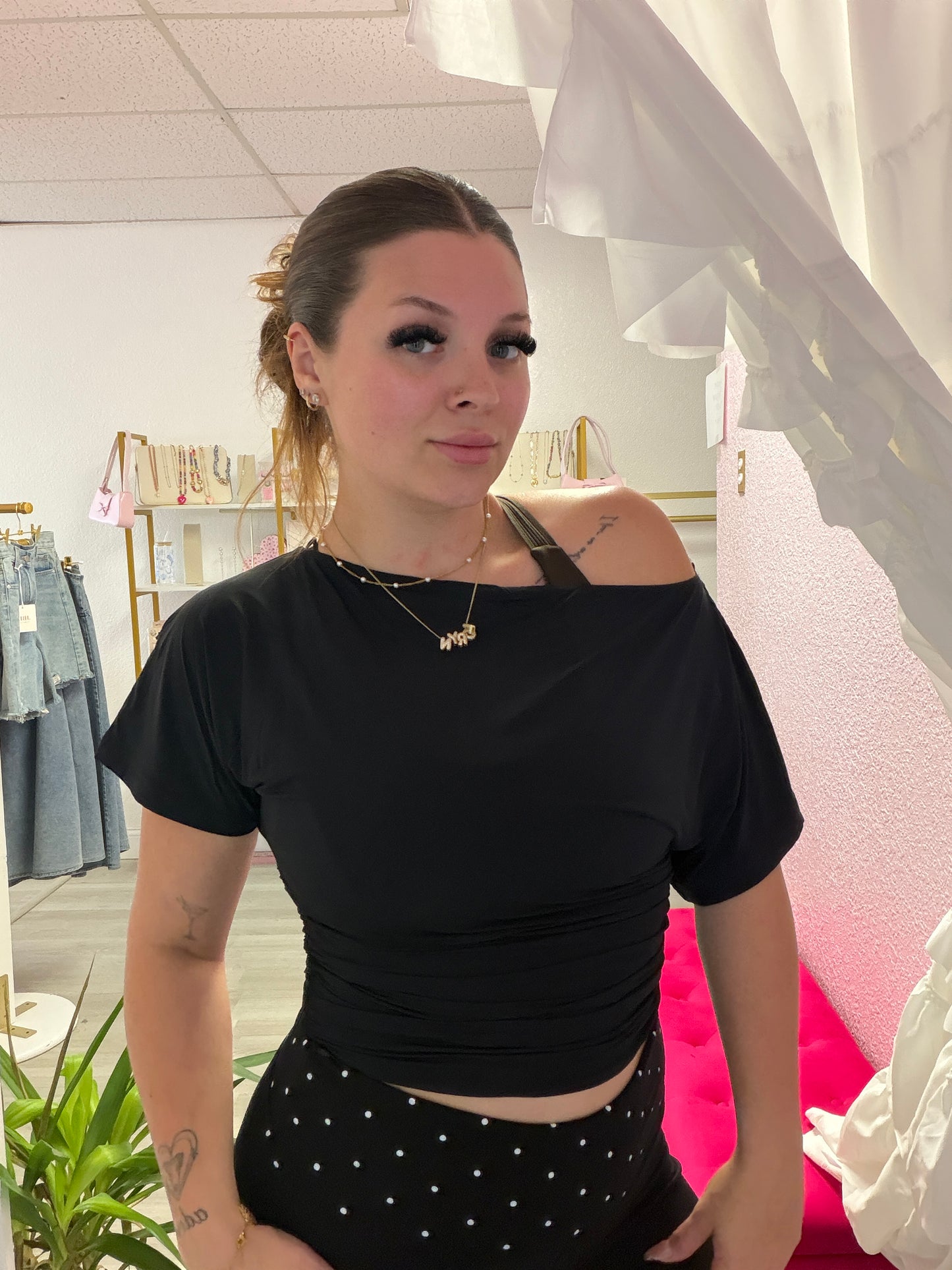 Black Asymmetric Slouchy Silhouette Off-The-Shoulder Top
