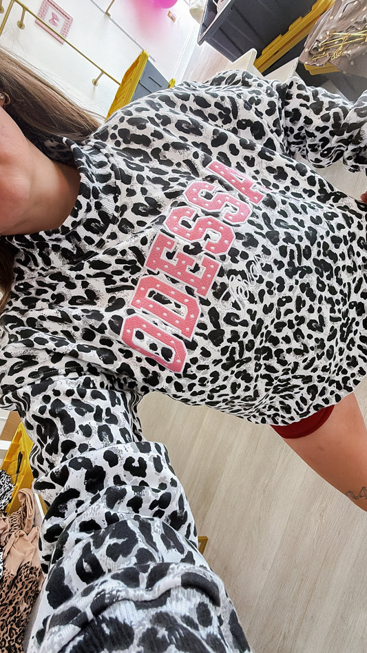 ODESSA mock neck black cheetah