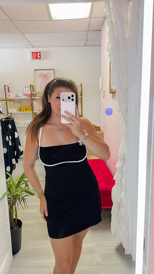 Black Contrast Binding A-line Dress With Shorts Inside