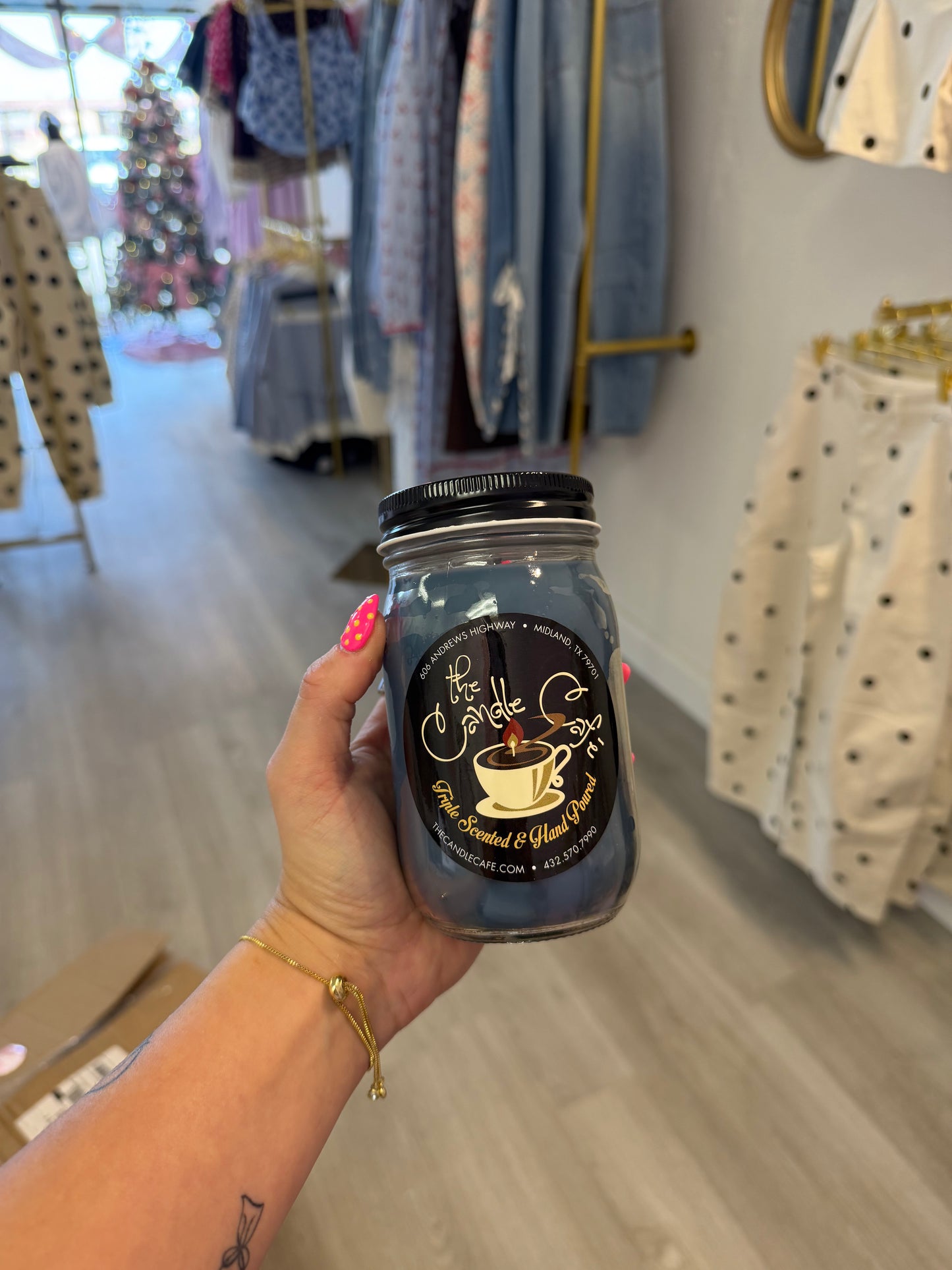 angle Cafe - Oversprayed Cowboy